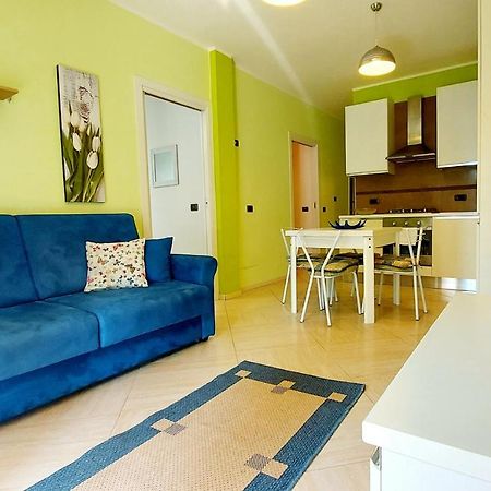 Colors Pool Apartment 바르돌리노 외부 사진