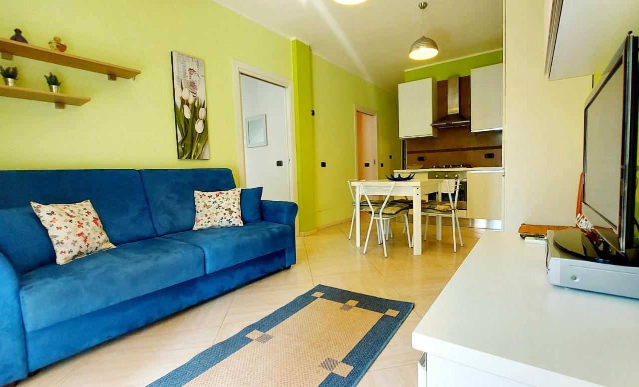 Colors Pool Apartment 바르돌리노 외부 사진