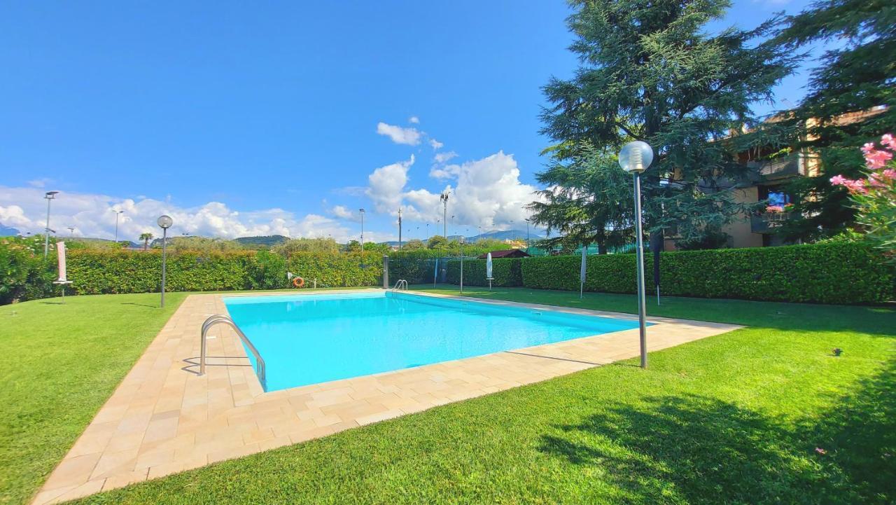 Colors Pool Apartment 바르돌리노 외부 사진